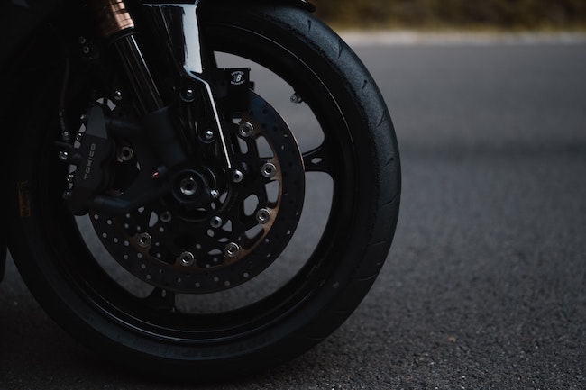 Louis ist viel mehr als nur eine Anlaufstelle für Zubehör. Hier finden auch Biker ein Zuhause. Mit einem unserer ATU Gutschein Codes spart ihr dann auch nochmal auf eure Bestellung! Motorradersatzteile | Motorrad Saisonstart 2021 | Louis Motorrad Gutschein | www.rabatt-coupon.com