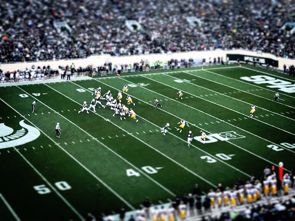 Die beste NFL Saison aller Zeiten ist gestartet ganz ohne Zuschauer? beste NFL Saison 2020/21 | rabattcoupon | NFL Shop Gutschein