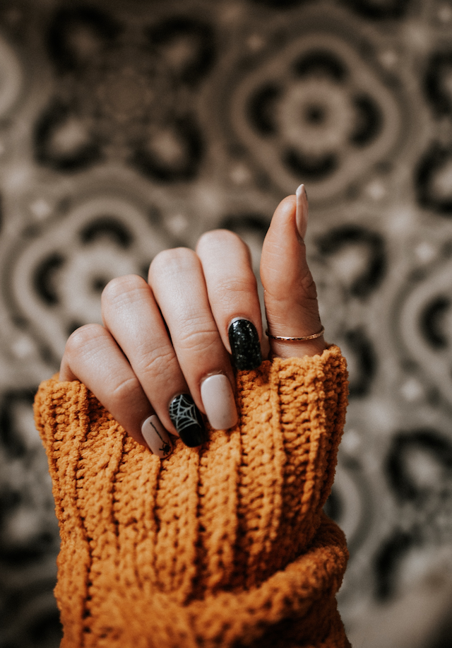 Eine Beautyüberraschungsbox mit einem tollen Nagellack Design bekommt ihr von Trendraider. Nagellack Designs | Nagellack Farben | www.Rabatt-Coupon.com