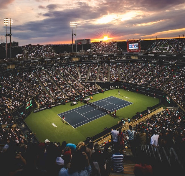 Die US Open 2020 wird ohne Zuschauer statfinden. Mit dem tennis-point Gutschein bekommt ihr neue Schläger. US Open, US Open 2020 | tennis-point Gutschein | www.rabatt-coupon.com