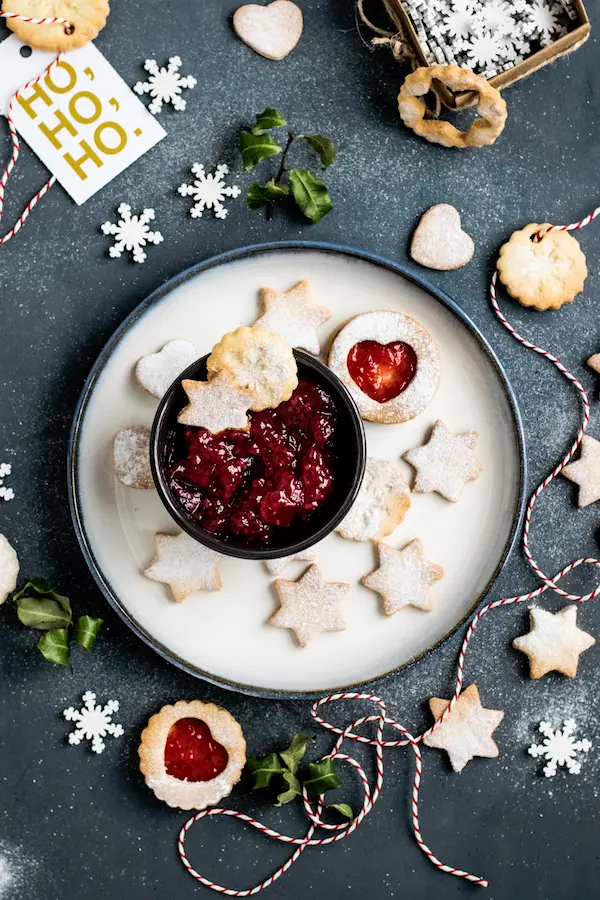 Viel Spaß beim vernaschen der Weihnachtsplätzchen. monika grabkowska ITixmXwUsJY unsplash Kopie | Rabatt-Coupon.com | Überall sparen mit Gutscheinen