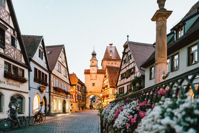 2 atemberaubende Ausflug Ideen - Bayern & Frankfurt übers Wochenende 1 Frankfurt übers Wochenende | Dorint Hotels Gutschein | www.rabatt-coupon.com