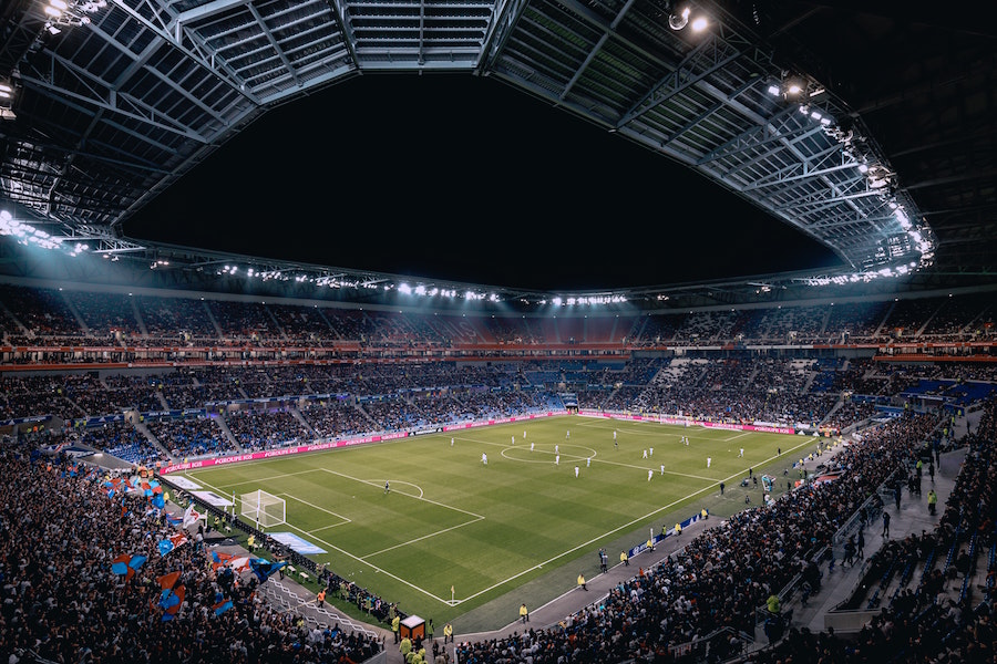 Fußball Europameisterschaft 2020 Fußball Corona Konzept www.rabatt-coupon.com