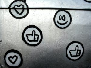 Like, Smiley und Herz Emoticons